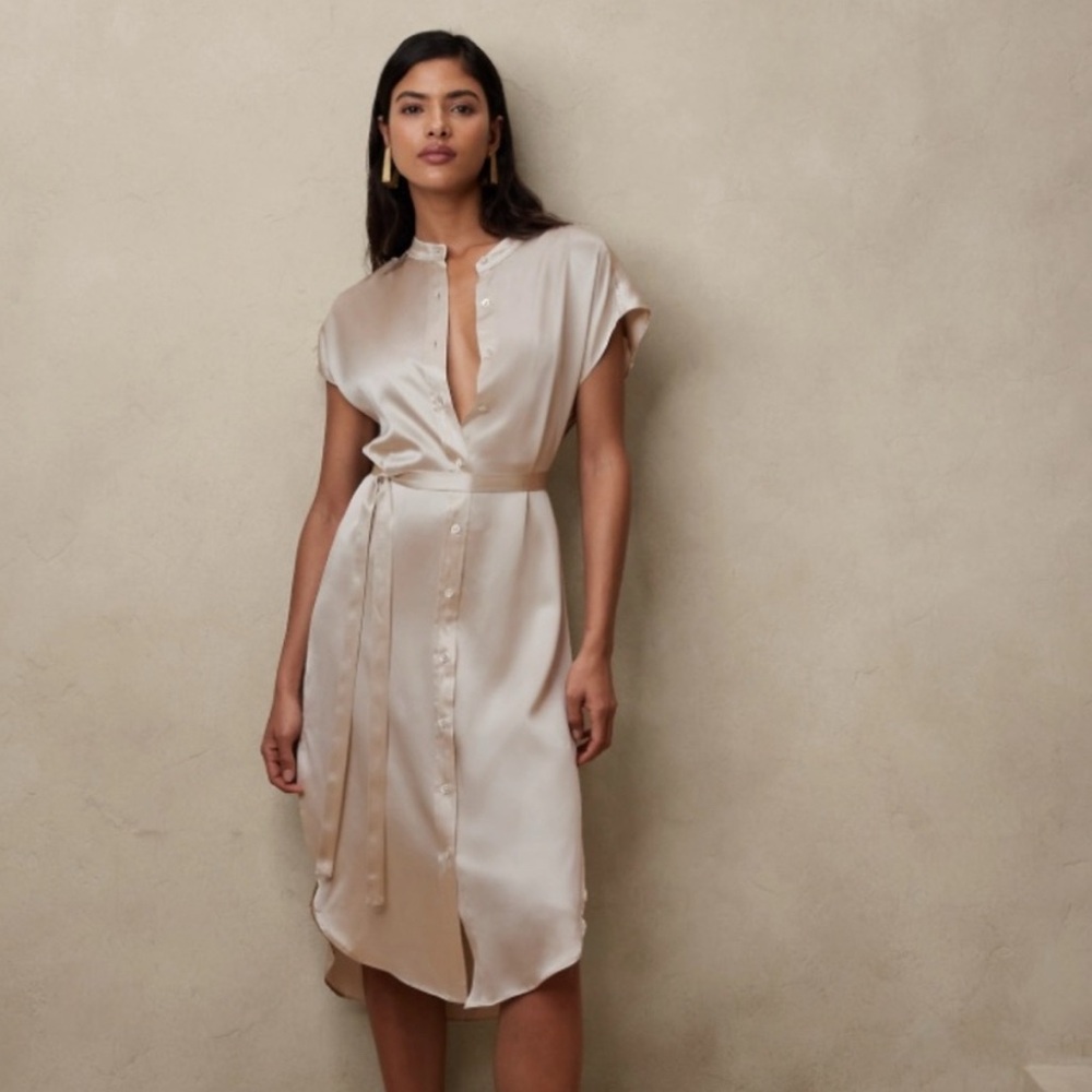 BANANA REPUBLIC SERENADE SILK SHIRTDRESS SZ S
New